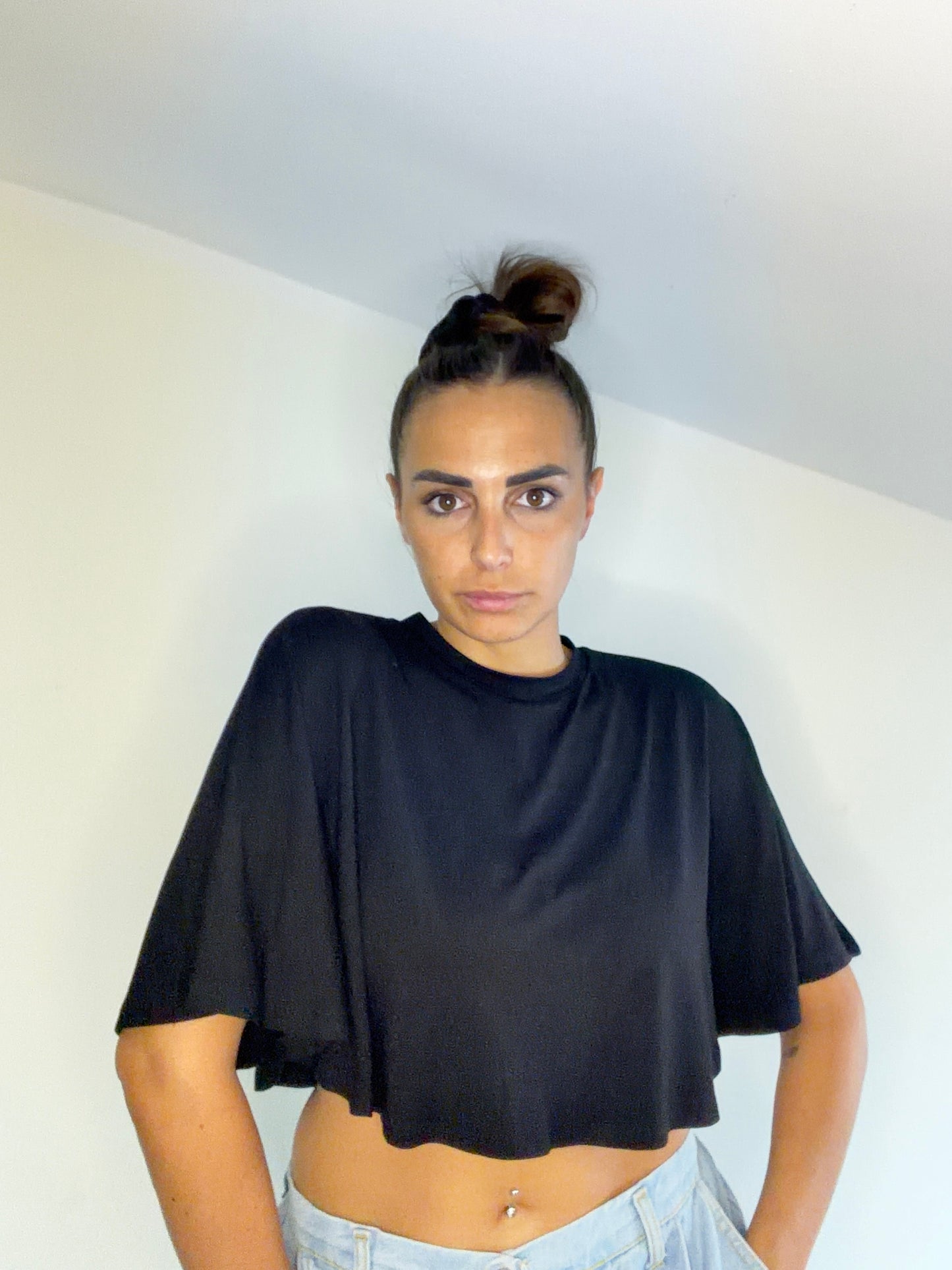 Maglia Crop Oversize con Maniche Ampie