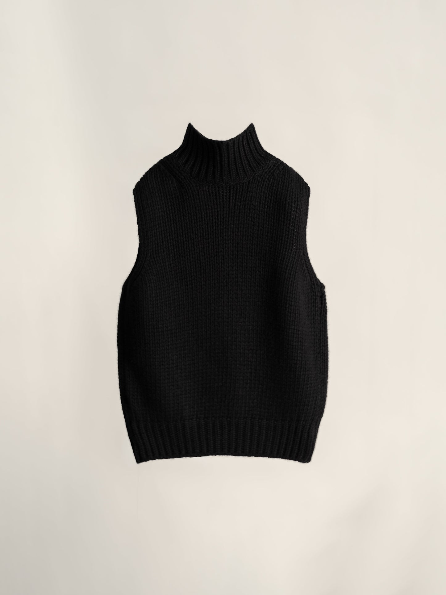 Cashmere Mix Slevelees Top-8